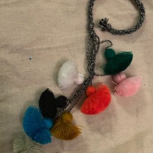 Nena & Co. H&S mini pom tassel